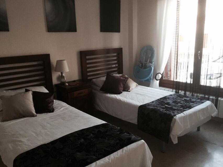 Casa Catherina Joan - El Valle Golf Resort Banos y Mendigo Eksteriør billede